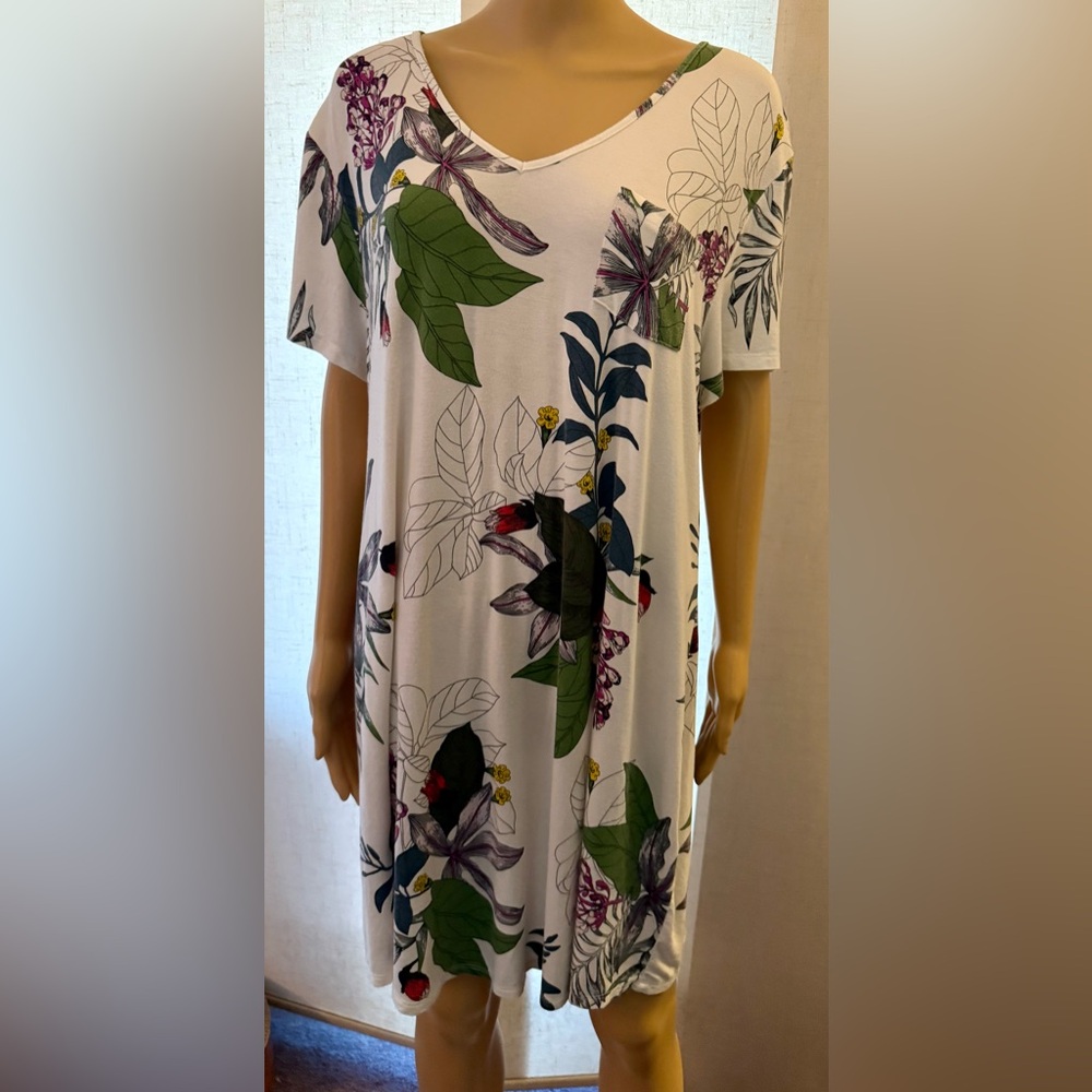 Soma tropical print nightshirt, coverup or loungewear. Sz. XL
